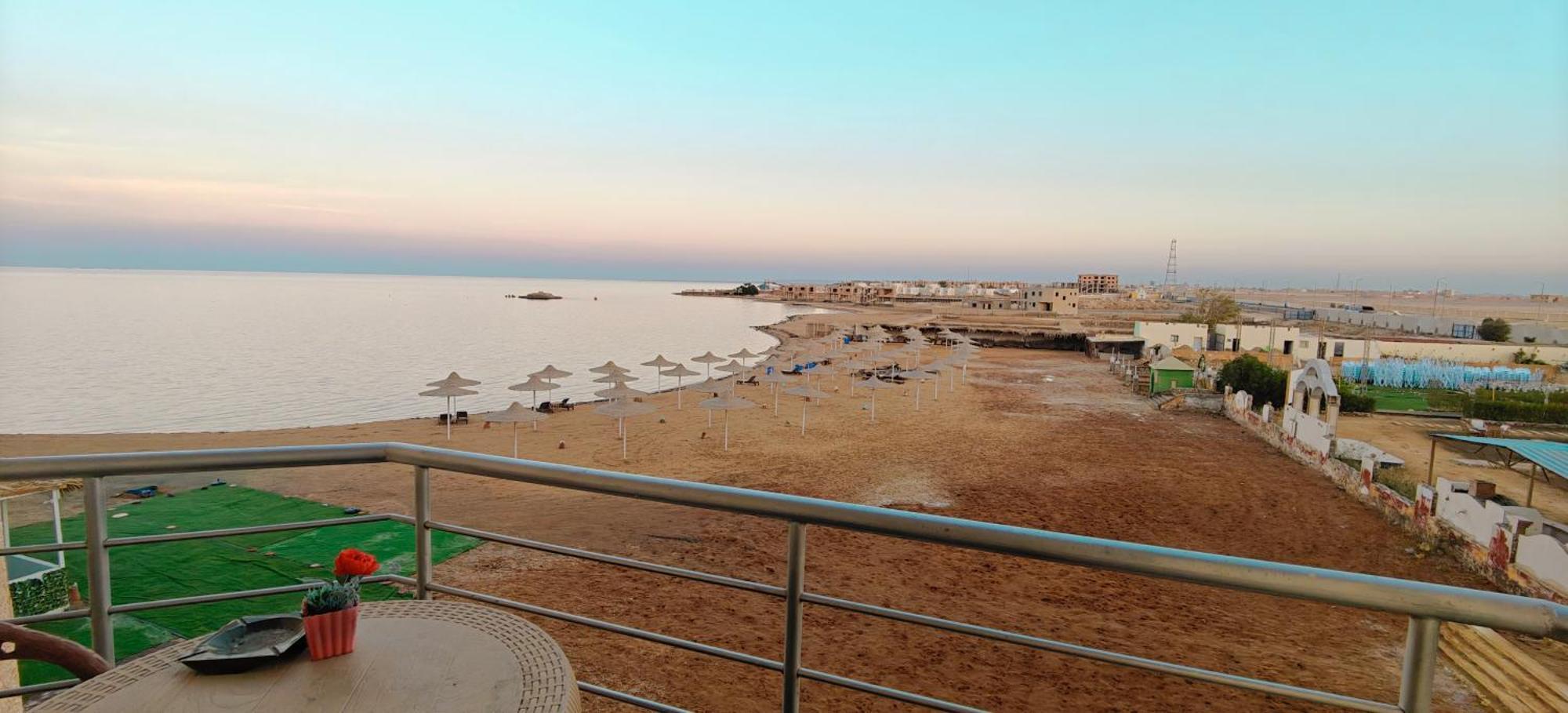 Casablanca Beach Direct Sea View Tow Bedroom Apartment Хургада Номер фото